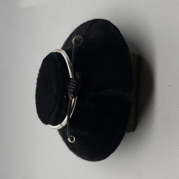 Lizzy James anchor bracelet - Picture 4 of 11